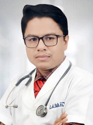 Pulmonologist